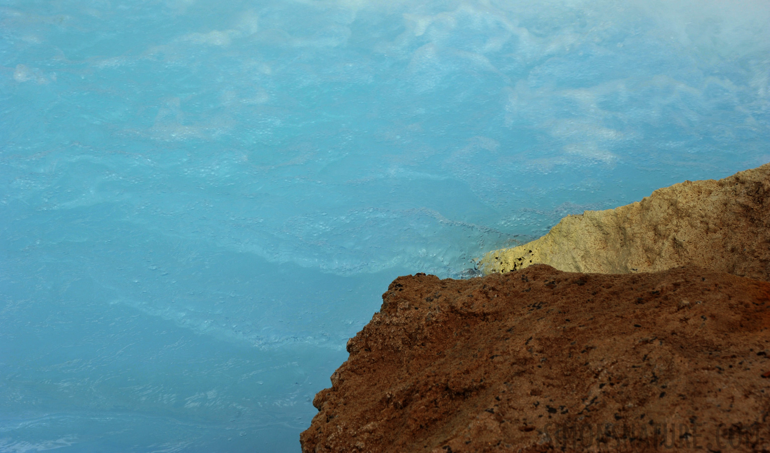 Lake Myvatn region [90 mm, 1/500 sec at f / 14, ISO 400]